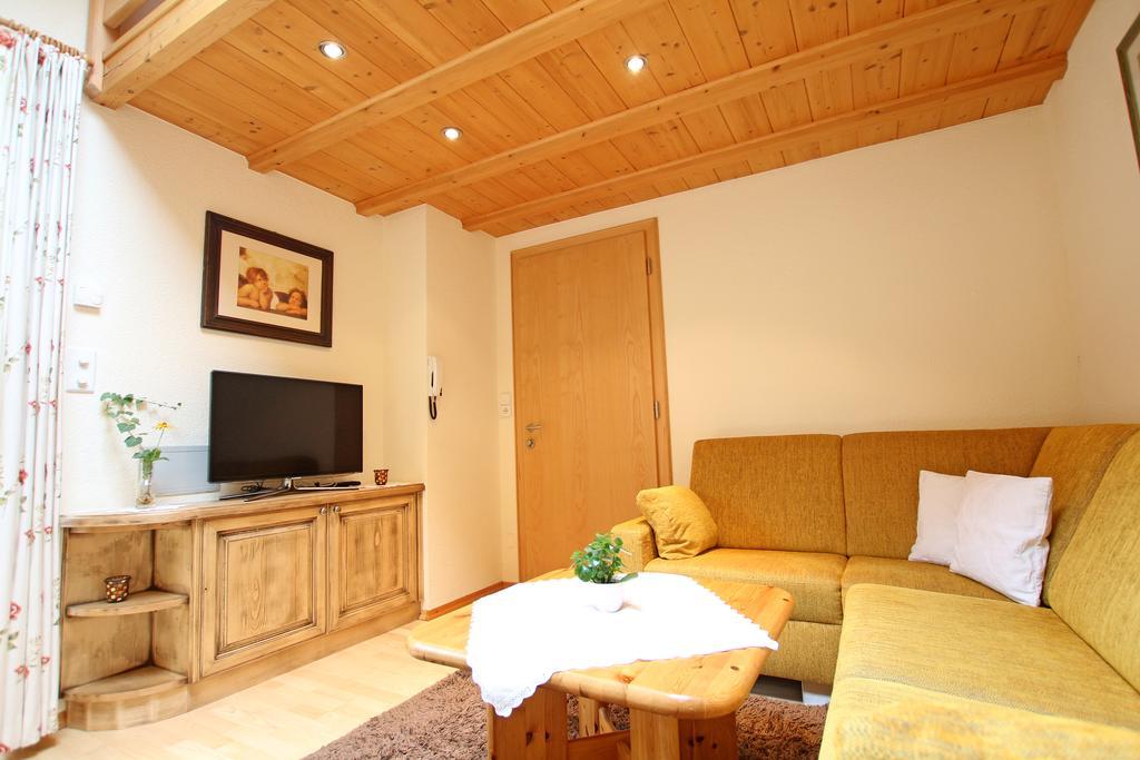 Apart Raetia Apartamento Pfunds Exterior foto